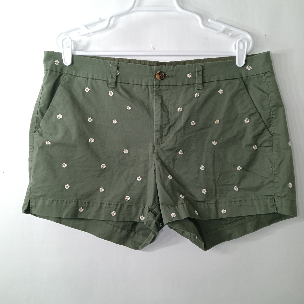 3/$18 Plus 14 Old Navy Shorts Midrise Olive Green Daisy Embroidery Stretch
